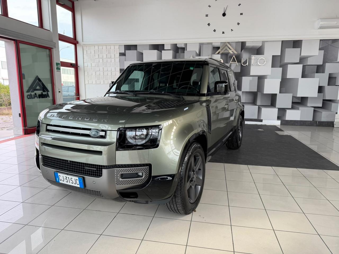 Land Rover Defender 110 3.0D I6 250 CV AWD Auto X-Dynamic HSE