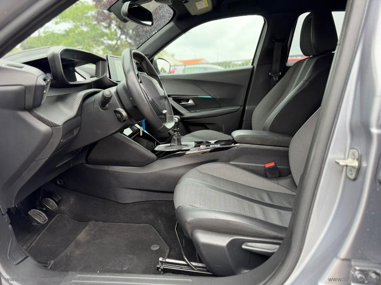 PEUGEOT 2008 PureTech 100 S&S Allure Pack