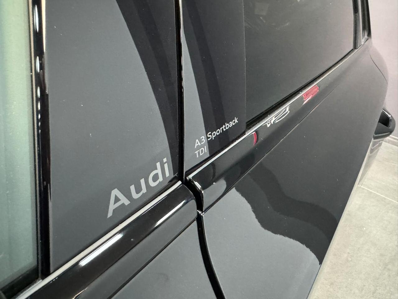 AUDI A3 SPORTBACK 35 TDI S tronic line edition