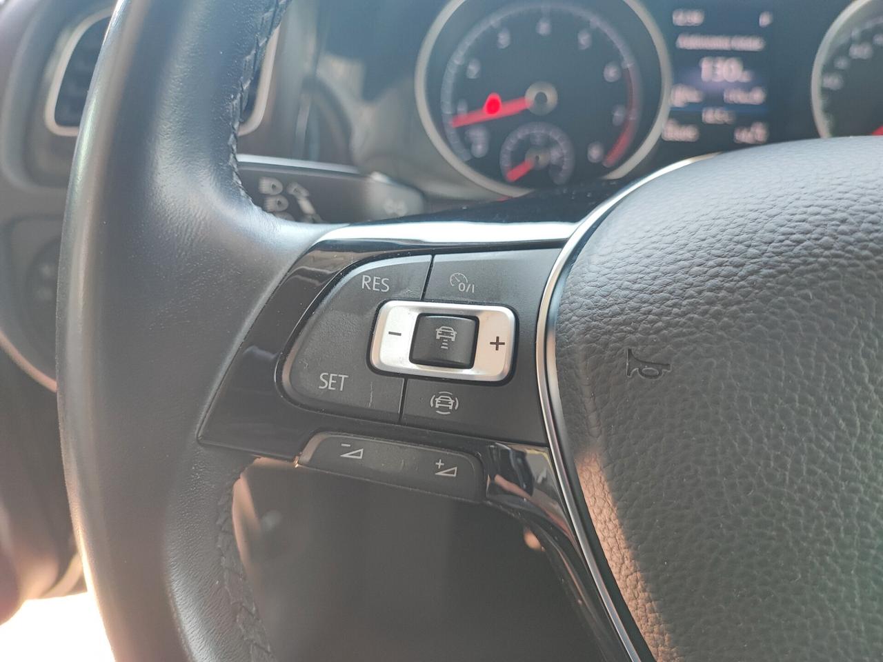 Volkswagen Golf 1.5 TGI DSG 5p. Business BlueMotion Technology