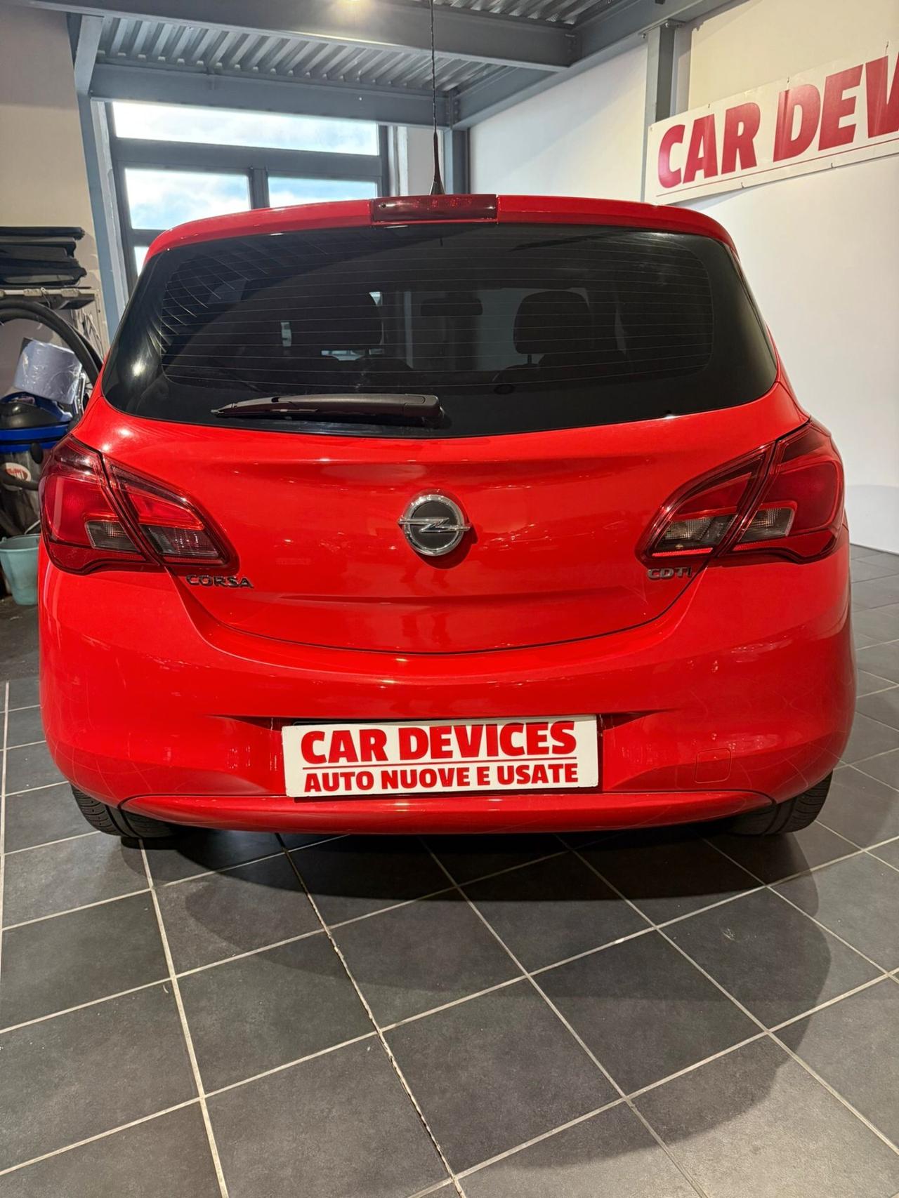 Opel Corsa-NEOPATENTATI-GARANZIA