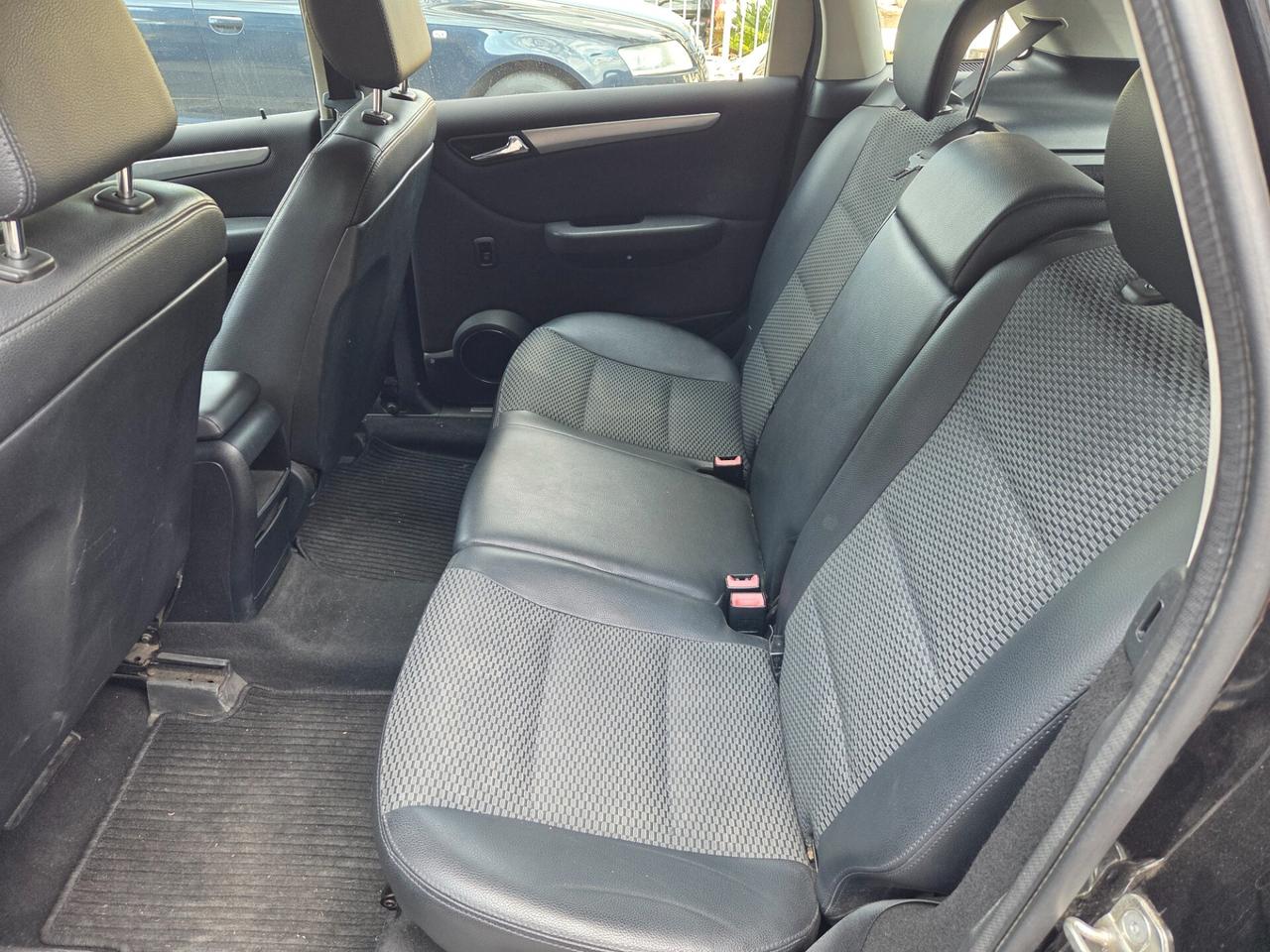 Mercedes-benz B 180 CDI Executive - 2010