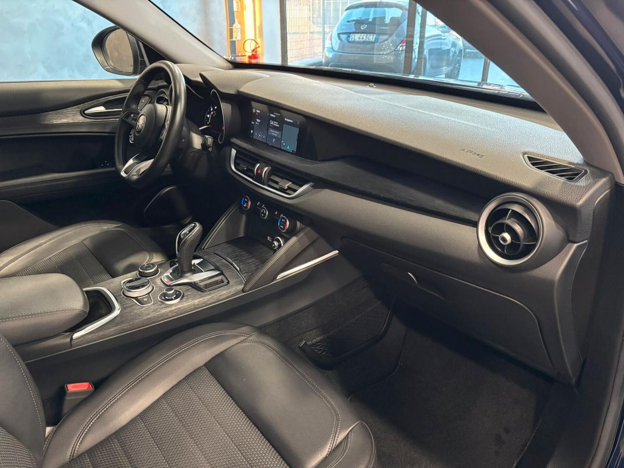 Alfa Romeo Stelvio 2.2 Turbodiesel 190 CV AT8 RWD Executive