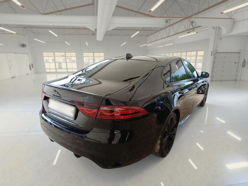 JAGUAR XF 2.0D MHEV 204 CV R-DYNAMIC S AUTO 4 PORTE BERLINA