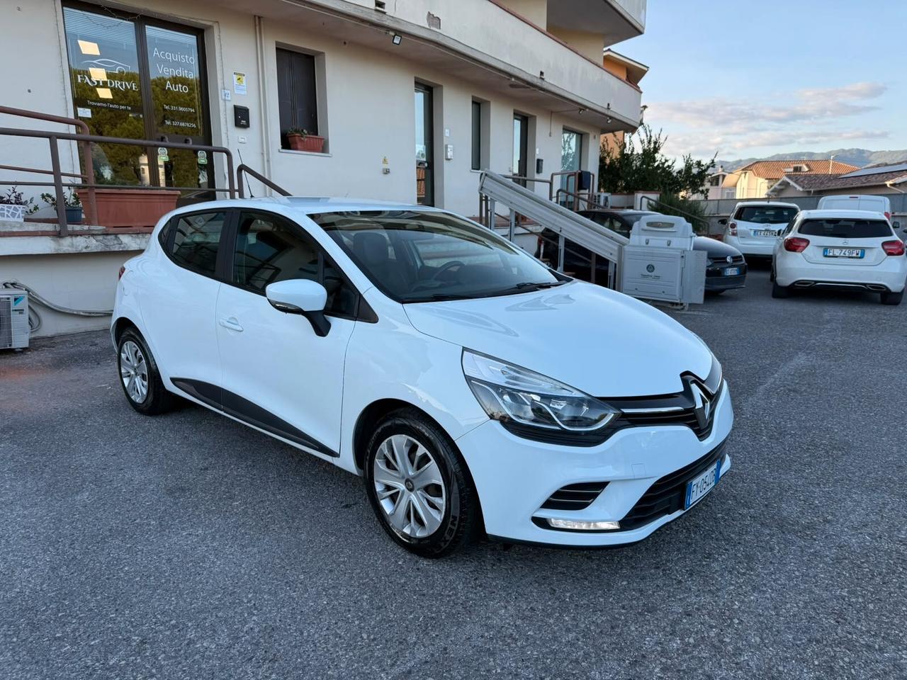 Renault Clio TCe 12V 90 CV GPL 5 porte Business