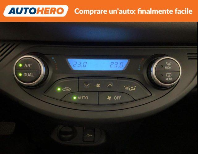 TOYOTA Yaris 1.5 Hybrid 5 porte Active