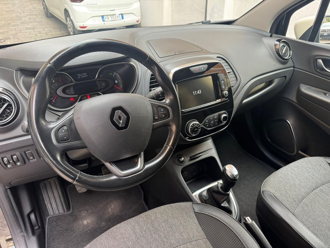 RENAULT Captur dCi 8V 90CV S&S Sport Edition2