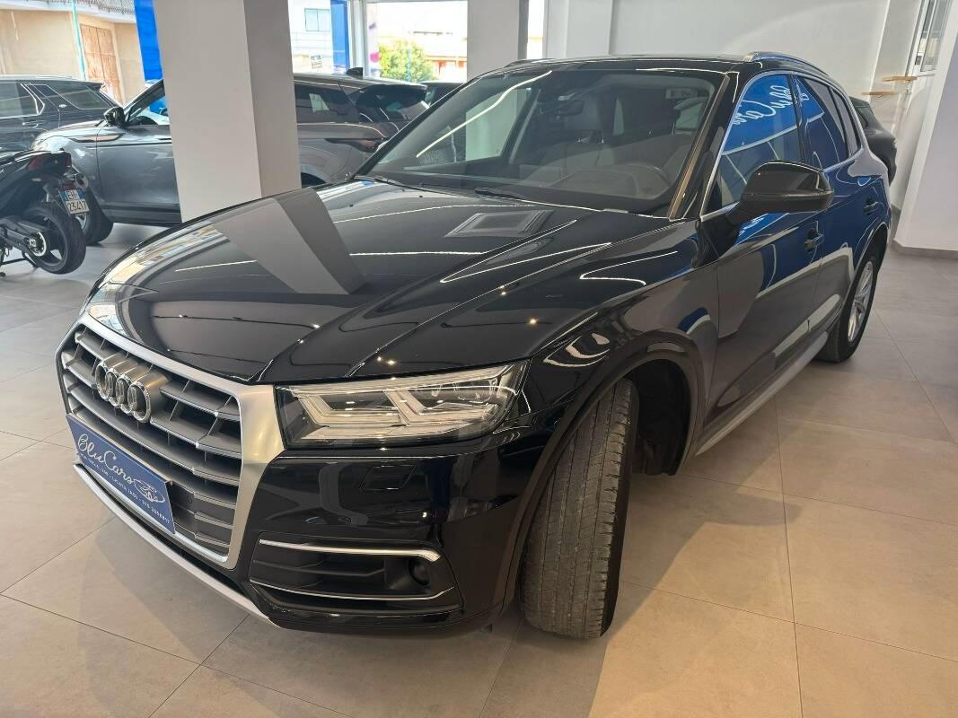 Audi Q5 35 2.0 tdi mhev Business Sport 163cv s-tronic