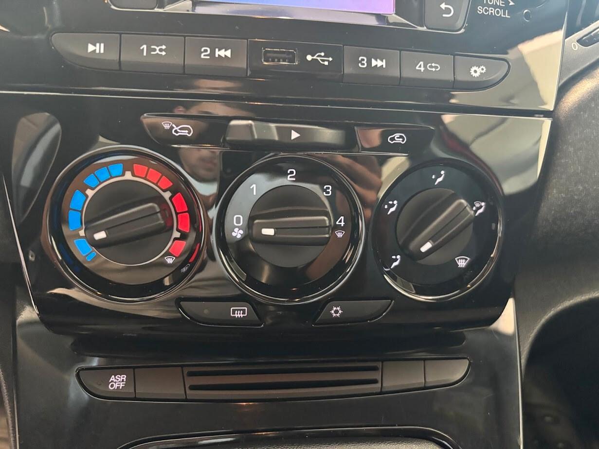 Lancia Ypsilon 1.2 69 CV 5 porte GPL Ecochic Elefantino Blu