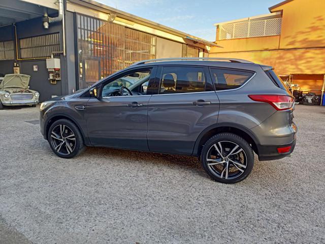 FORD Kuga 2.0 TDCI 163 CV 4WD Powershift Titanium