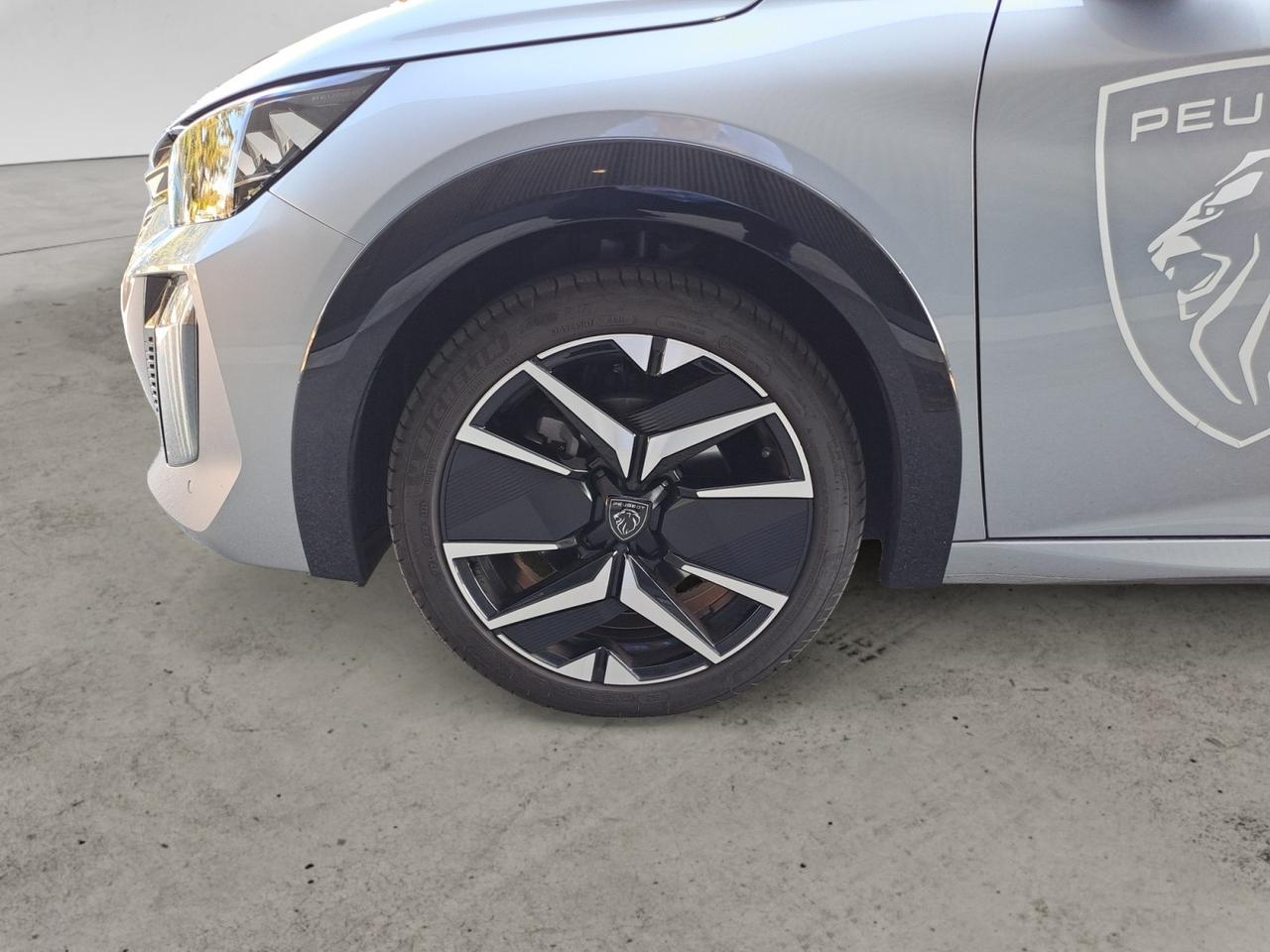 PEUGEOT Nuova 3008 ALLURE - Hybrid 145 E-DCS6