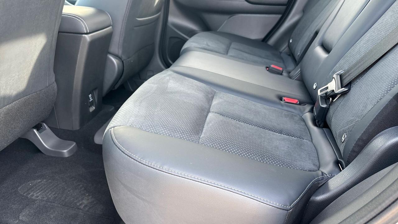 Mitsubishi Eclipse Cross PHEV 2.4 INSTYLE