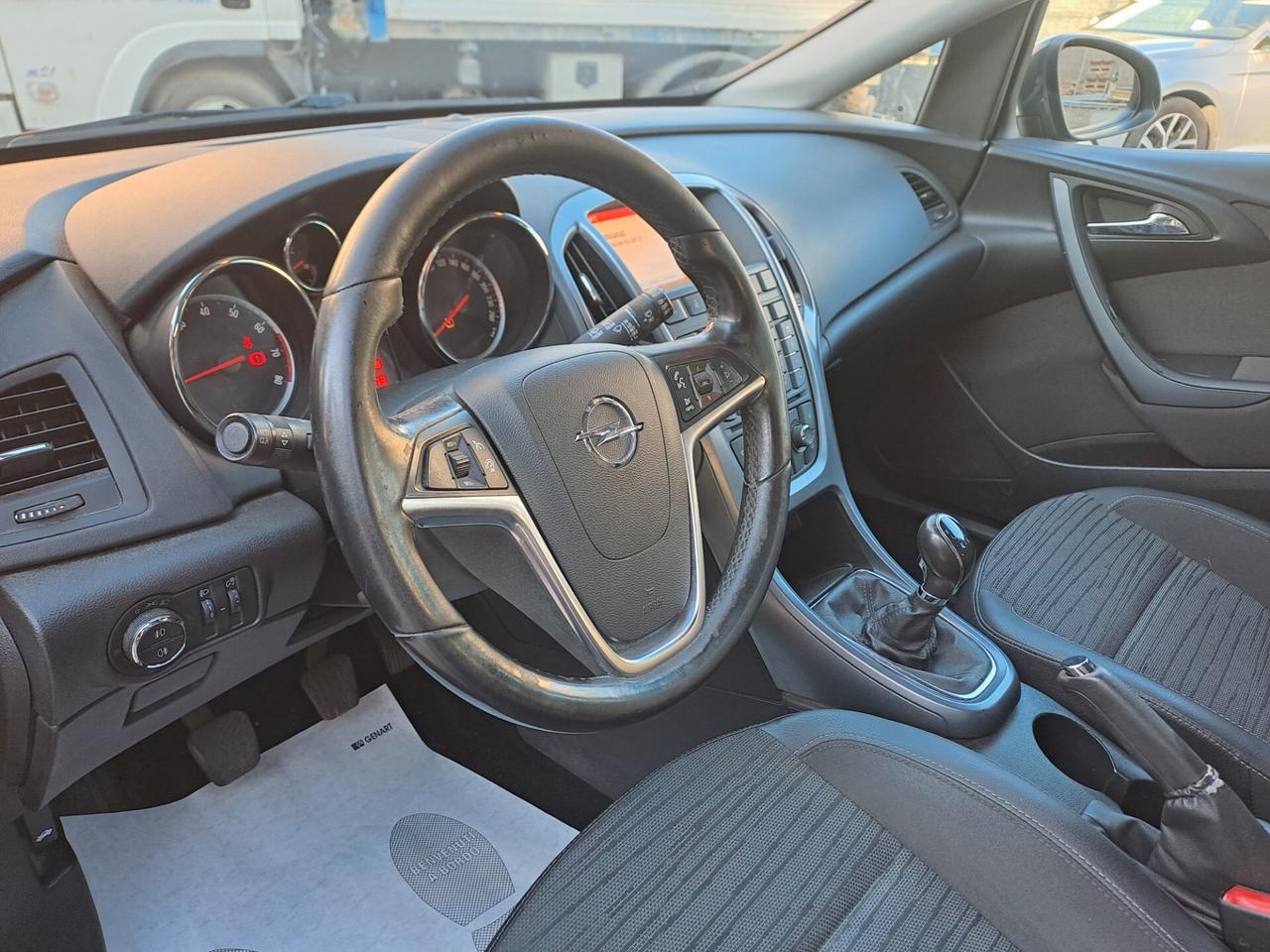 OPEL ASTRA 1.4 GPL TECH *BOMBOLA 2036*