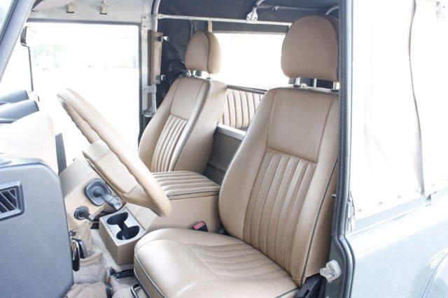 LAND ROVER Defender 90 2.4 TD4 INTROVABILE!!! PELLE/6 POSTI