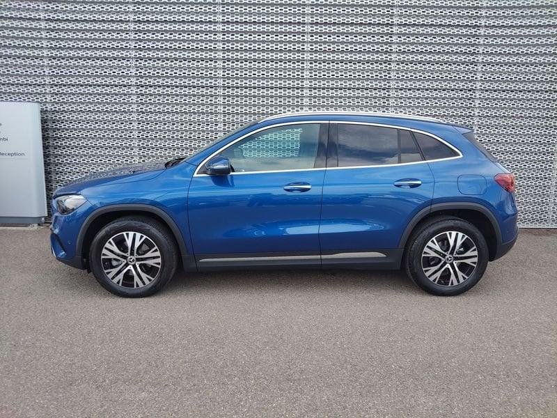 Mercedes-Benz GLA GLA 200 d Progressive Advanced 4matic auto
