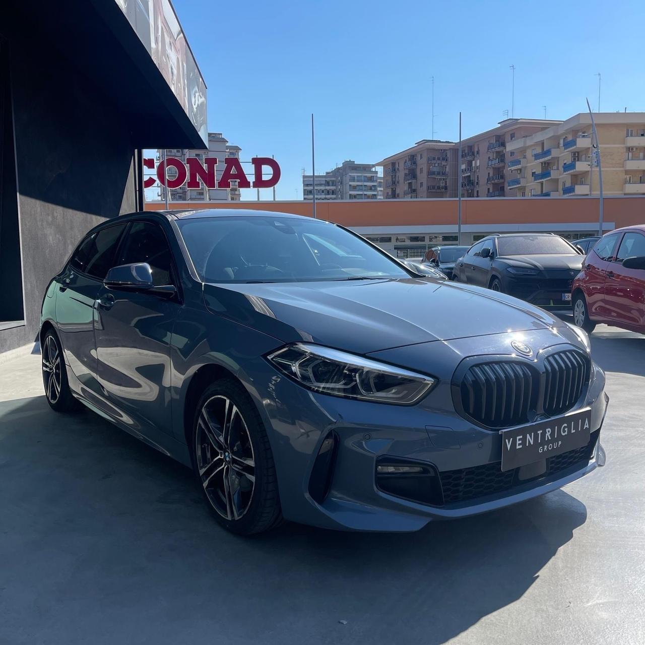 Bmw 118 118d 5p. Msport