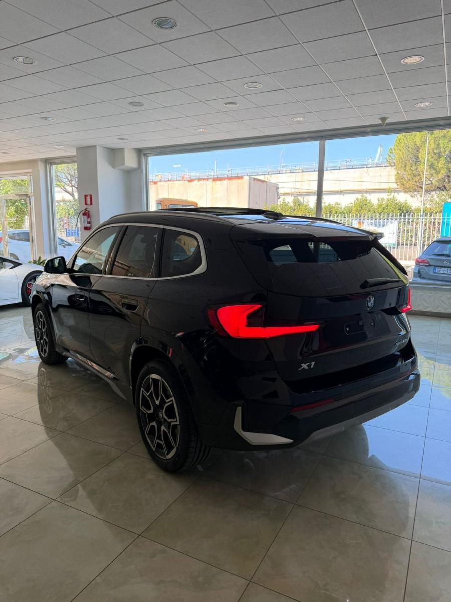 BMW - X1 - xDrive 23d xLine