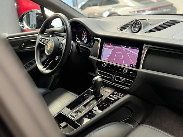 PORSCHE Macan 2.0