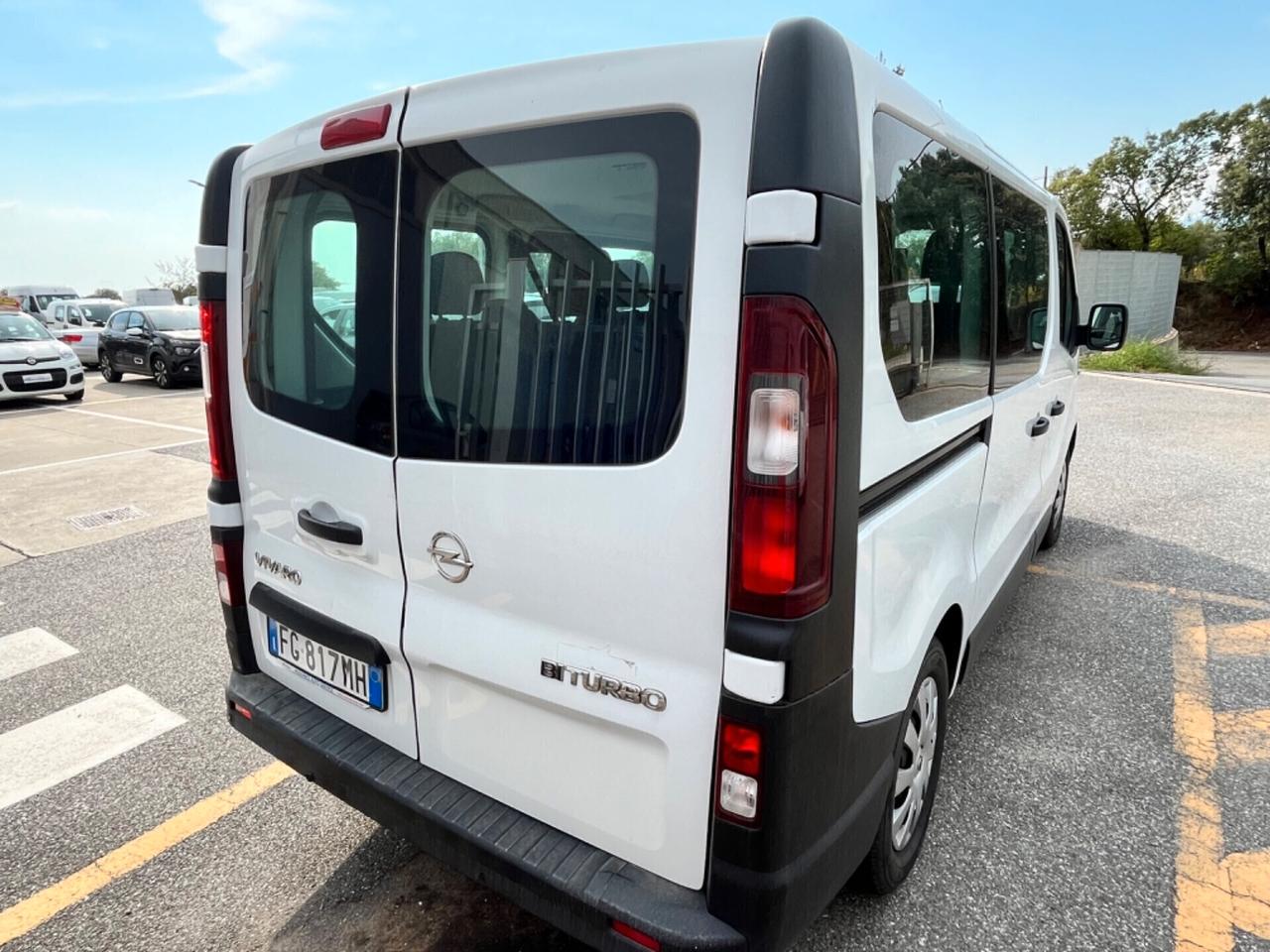 Opel Vivaro 27 1.6 BiTurbo S&S 9 POSTI PC-TN Combi
