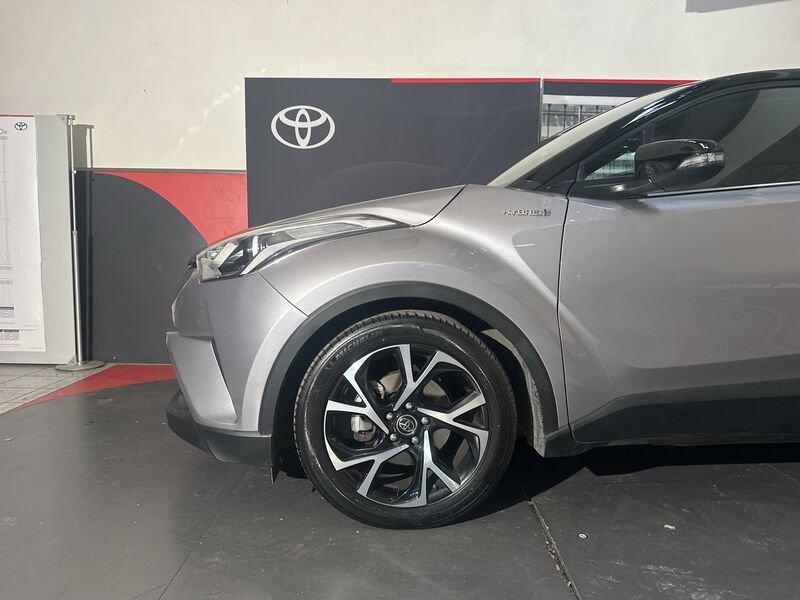 Toyota C-HR 1.8 Hybrid E-CVT Dynamic