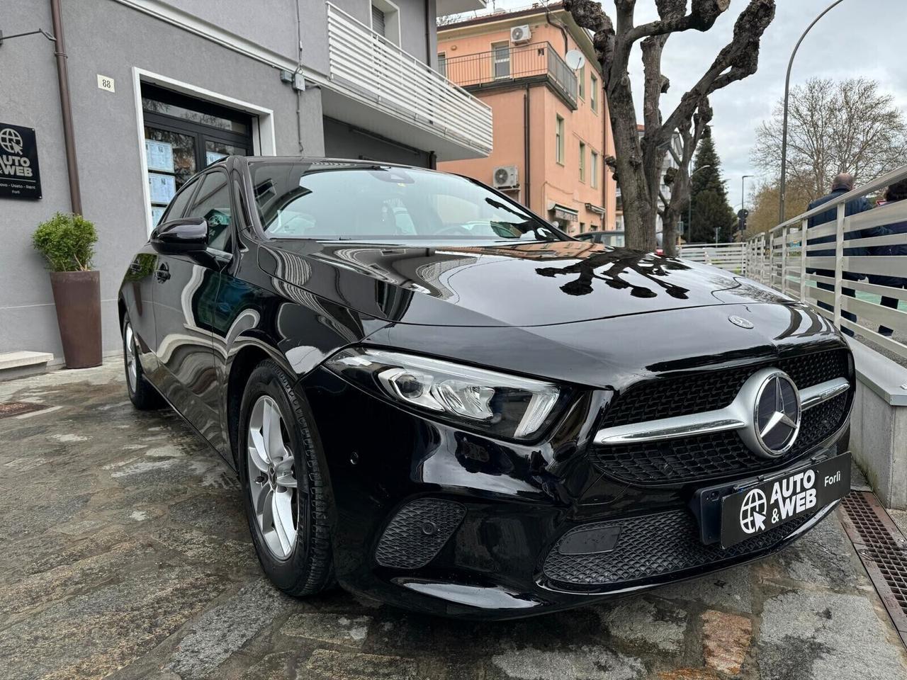 MB CLASSE A 180D AUTOMATIC BUSINESS NAVI