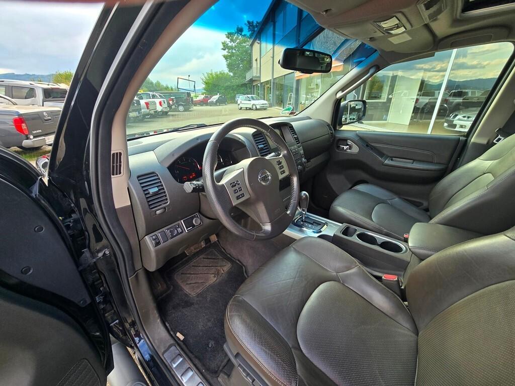 Nissan Navara 3.0 V6 DCI 231CV "LE" DA VETRINA!