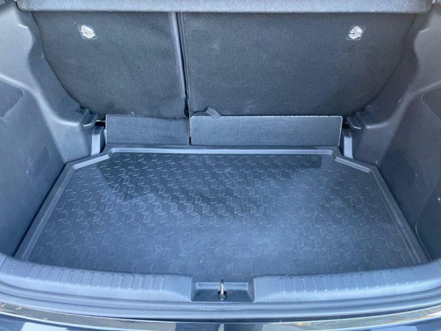 TOYOTA Yaris 1.0 5 porte Active