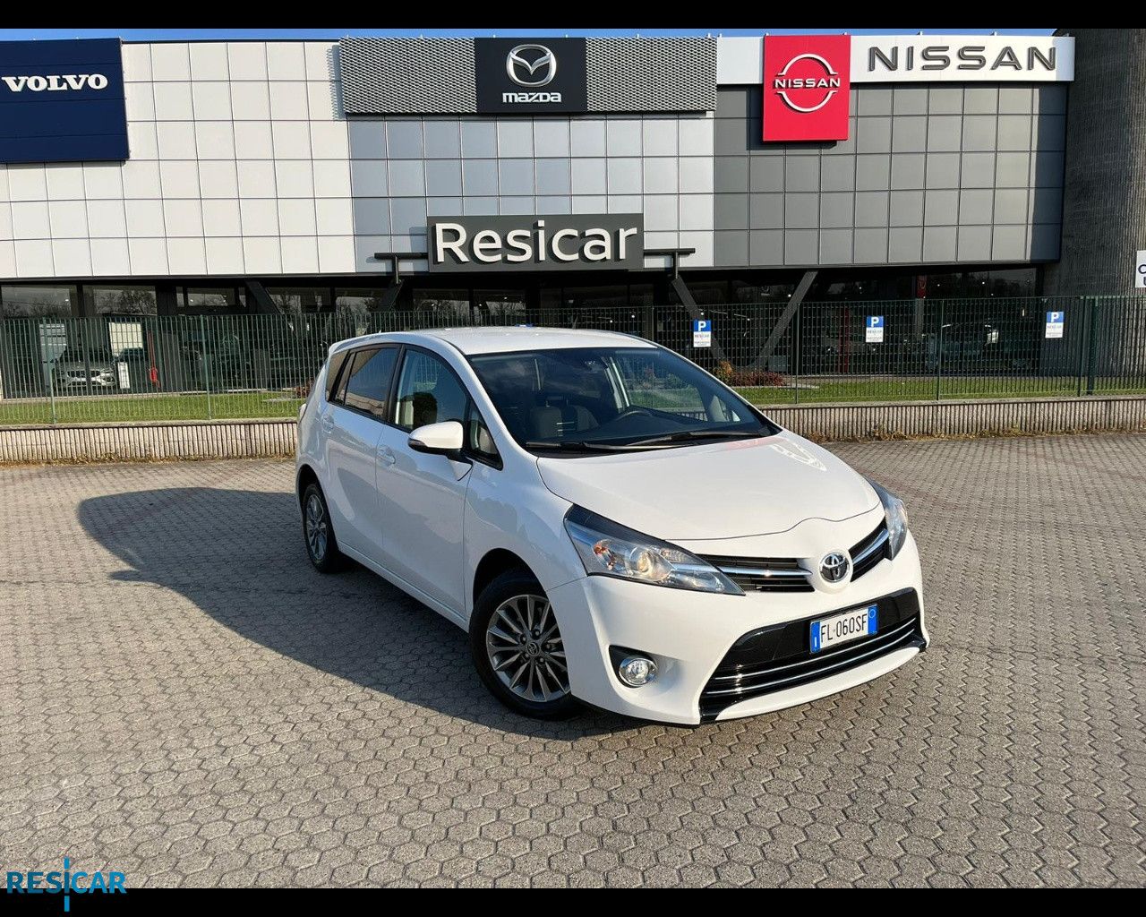 TOYOTA Verso 2013 Verso 1.6 d-4d Active 5p.ti mt E6