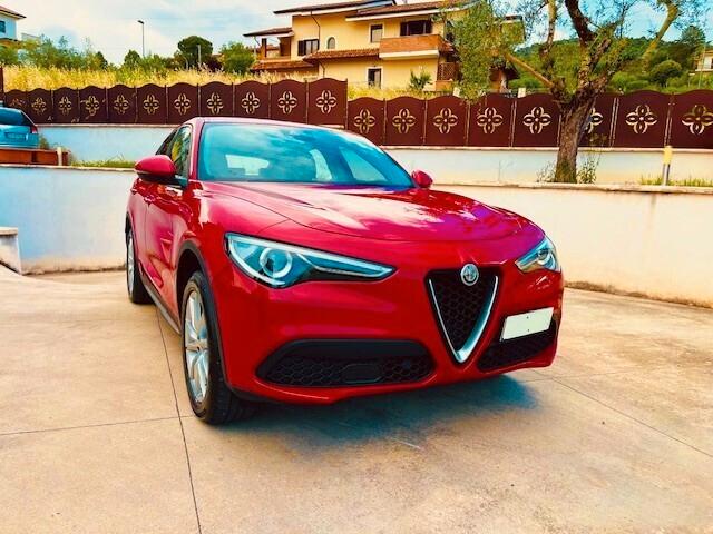 Alfa Romeo Stelvio 2.2 Q4 210 CV PELLE NAVI BAULE ELETTR.