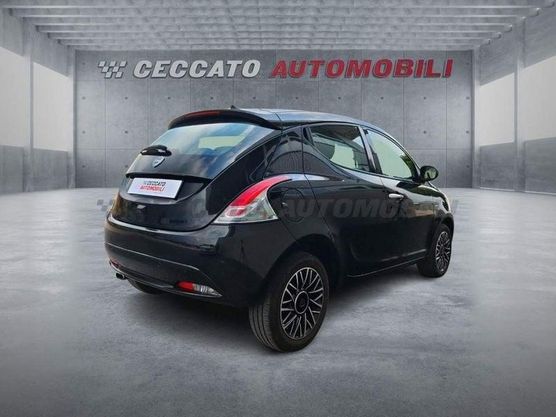 Lancia Ypsilon Ypsilon 1.0 firefly hybrid Platino s&s 70cv