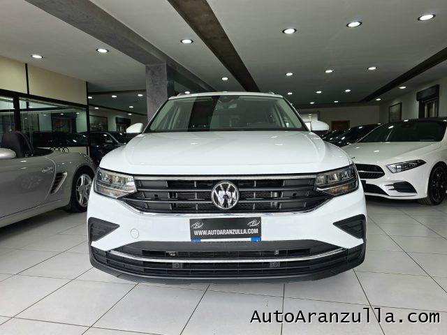 VOLKSWAGEN Tiguan 2.0 TDI 150CV SCR DSG Life - Fari Led