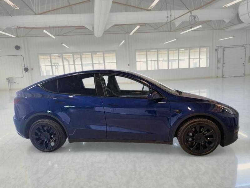 TESLA MODEL Y 75 kWh Dual Motor Long Range 4WD aut.