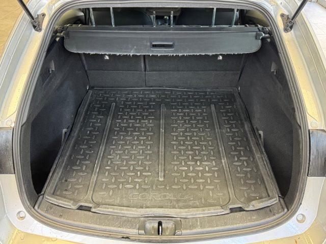 TOYOTA Corolla Touring 1.8 Hybrid *UNICO PROP.*