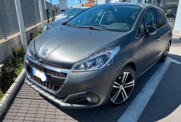 Peugeot 208 BlueHDi 100 5 porte GT Line
