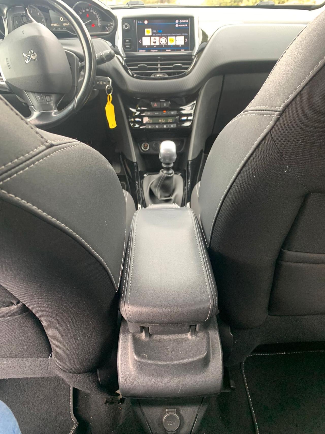 Peugeot 2008 BlueHDi 120 S&S Allure