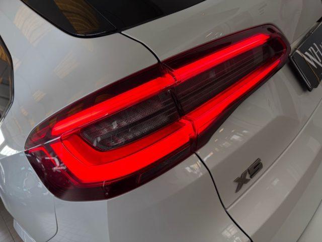 BMW X5 M50 d //TETTO//21//FARI LASER//