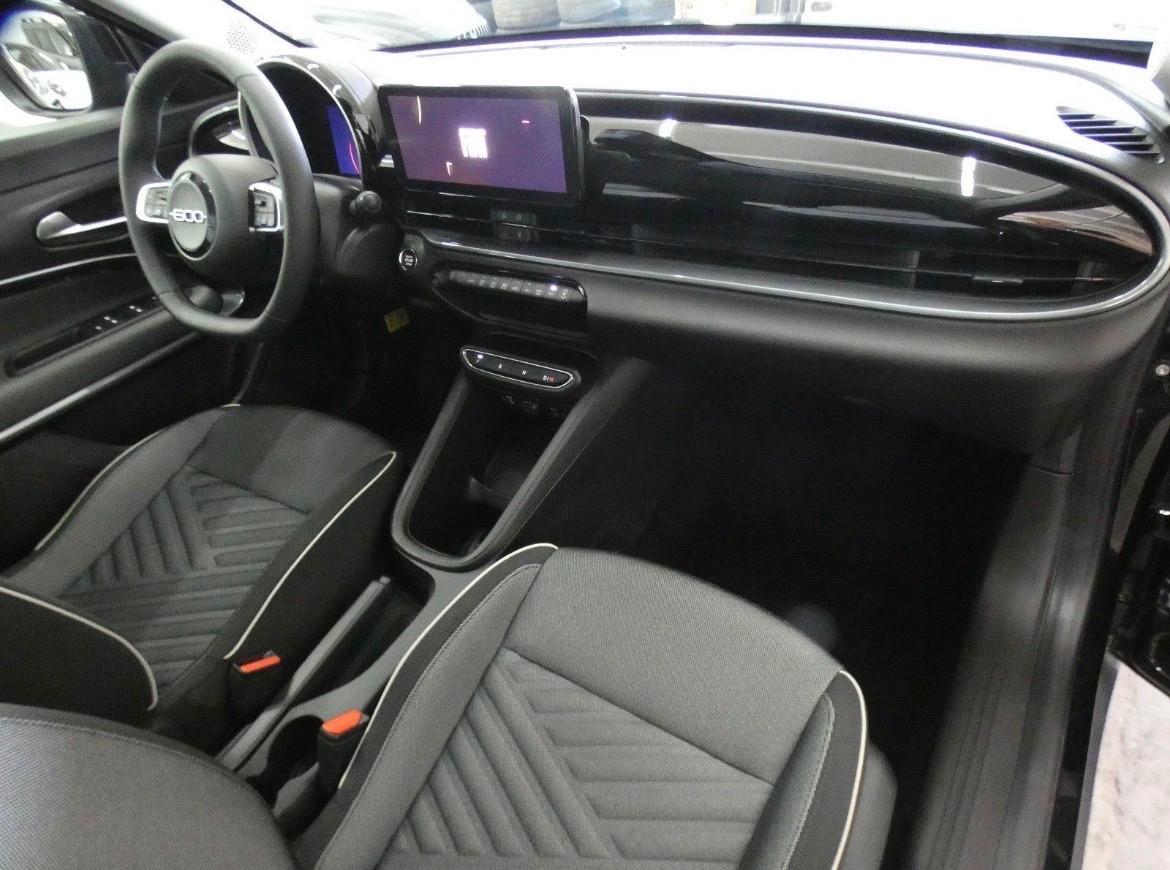Fiat 600 Hybrid 100 CV DCT MHEV