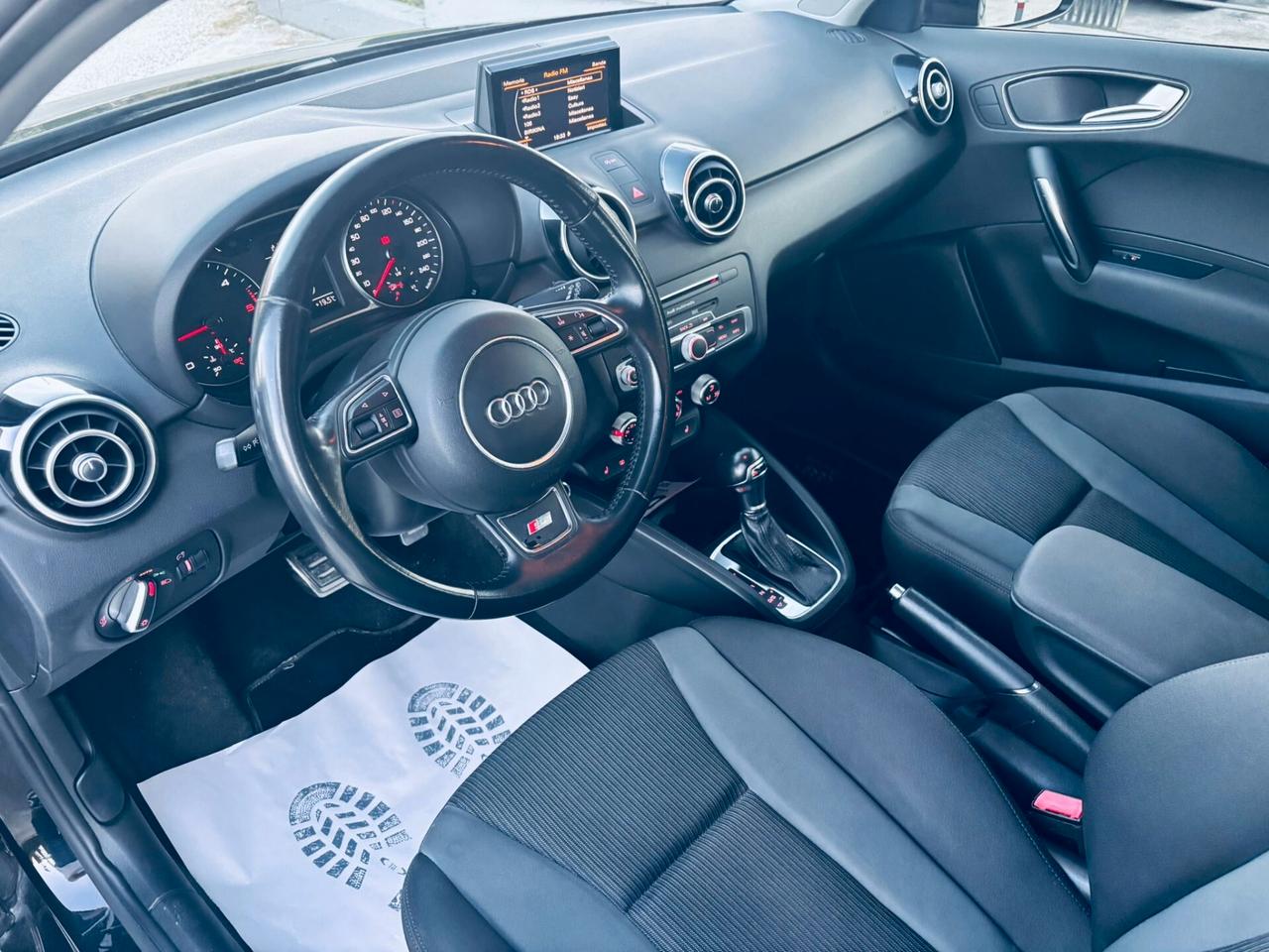 Audi A1 1.4 TDI S LINE tronic Sport
