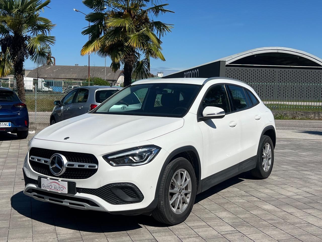 Mercedes-benz GLA 180 d Business FINANZIABILE