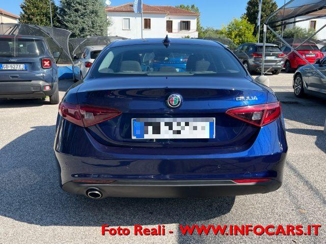 ALFA ROMEO Giulia 2.2 Turbodiesel 150 CV AT8 prezzo reale