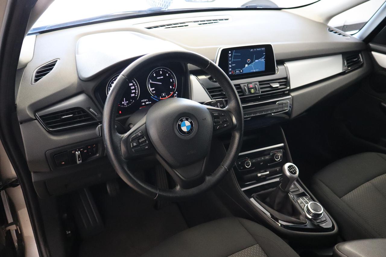 BMW 218 d ACTIVE TOURER ADVANTAGE - 218d
