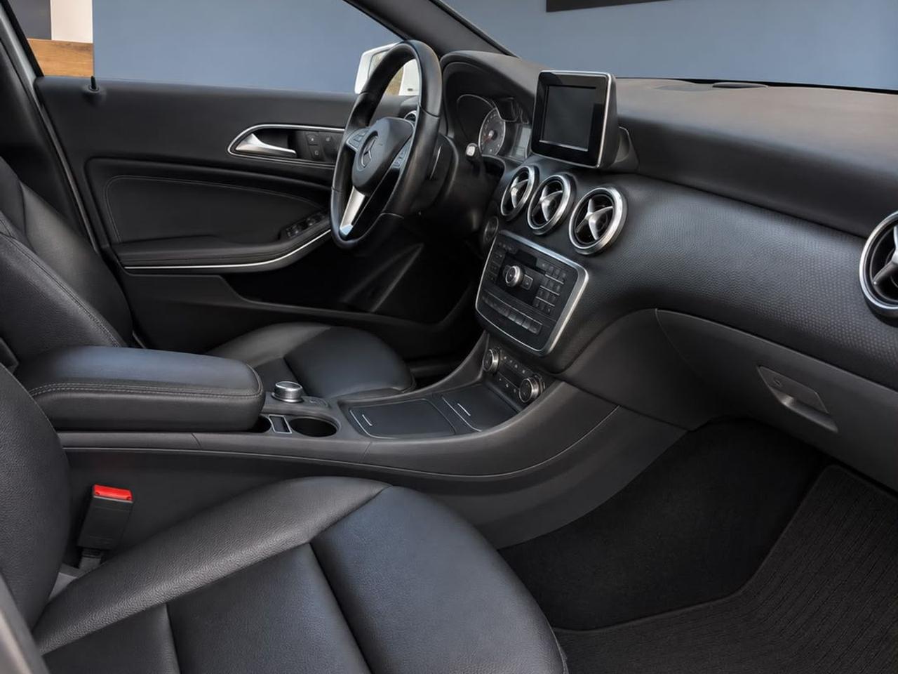 Mercedes-Benz A 180 180 CDI BlueEFFICIENCY #50302
