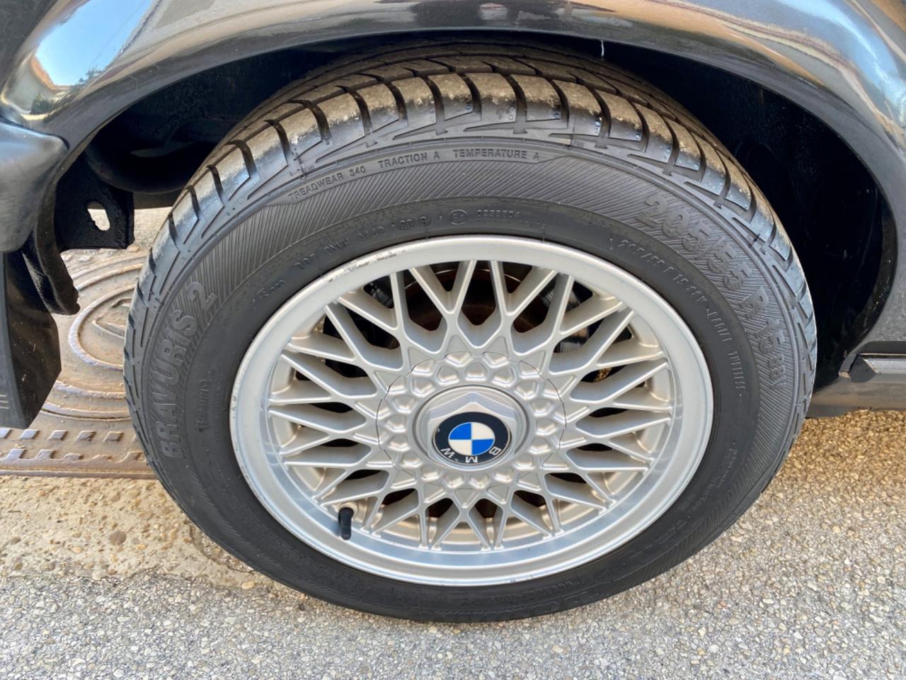 Bmw 320 BMW E30 320 I CABRIO