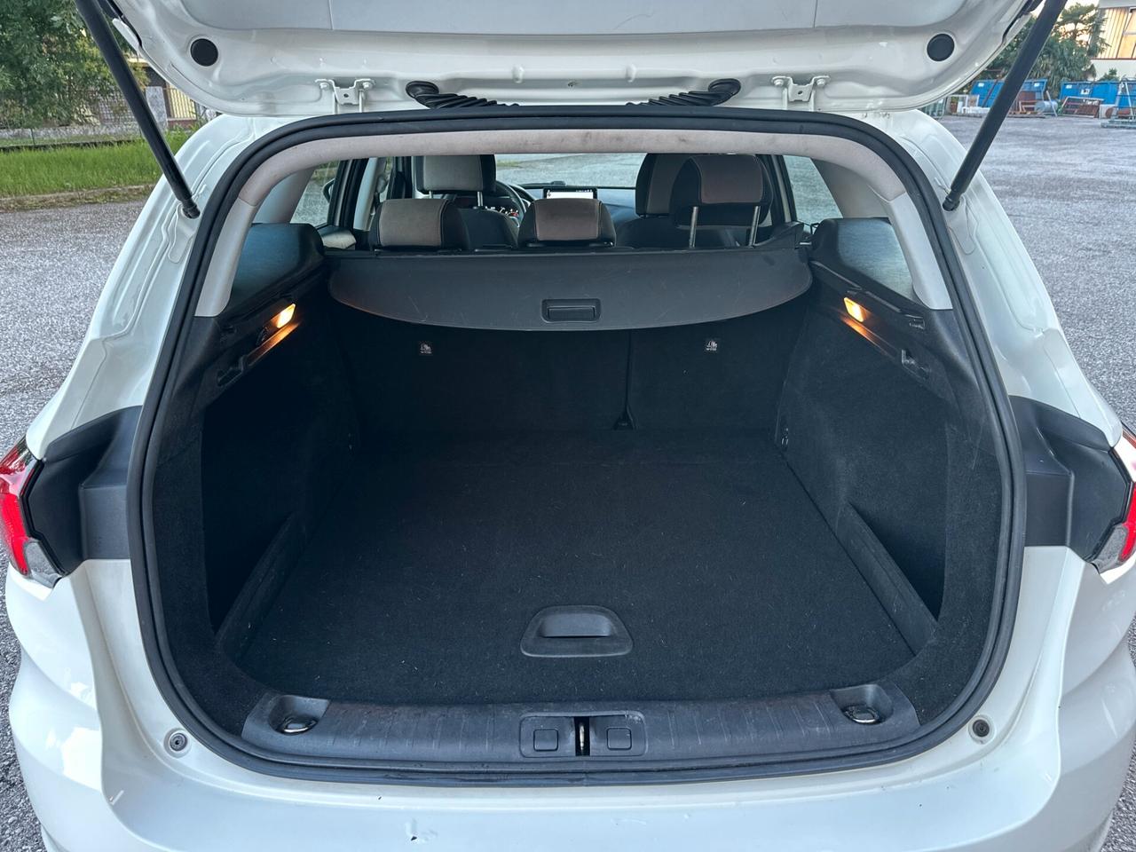 Fiat Tipo 1.6 Mjt S&S SW Lounge 2017