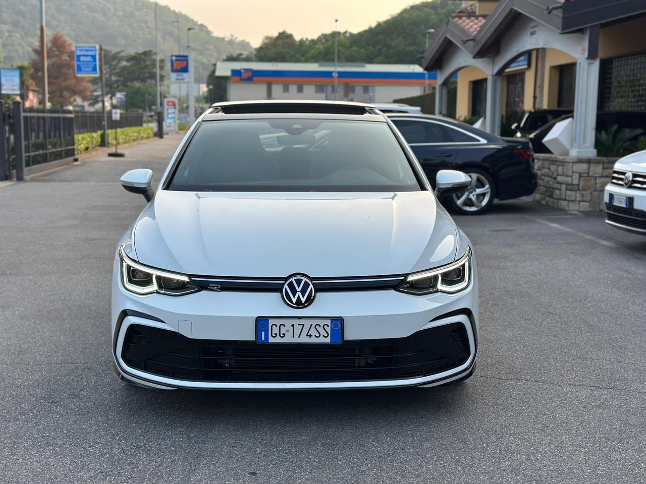 Volkswagen Golf Variant 1.5 eTSI 150 CV EVO ACT DSG R-Line