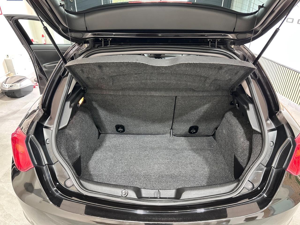 Alfa Romeo Giulietta 1.6 JTDm-2 105 CV - UNICO PRO