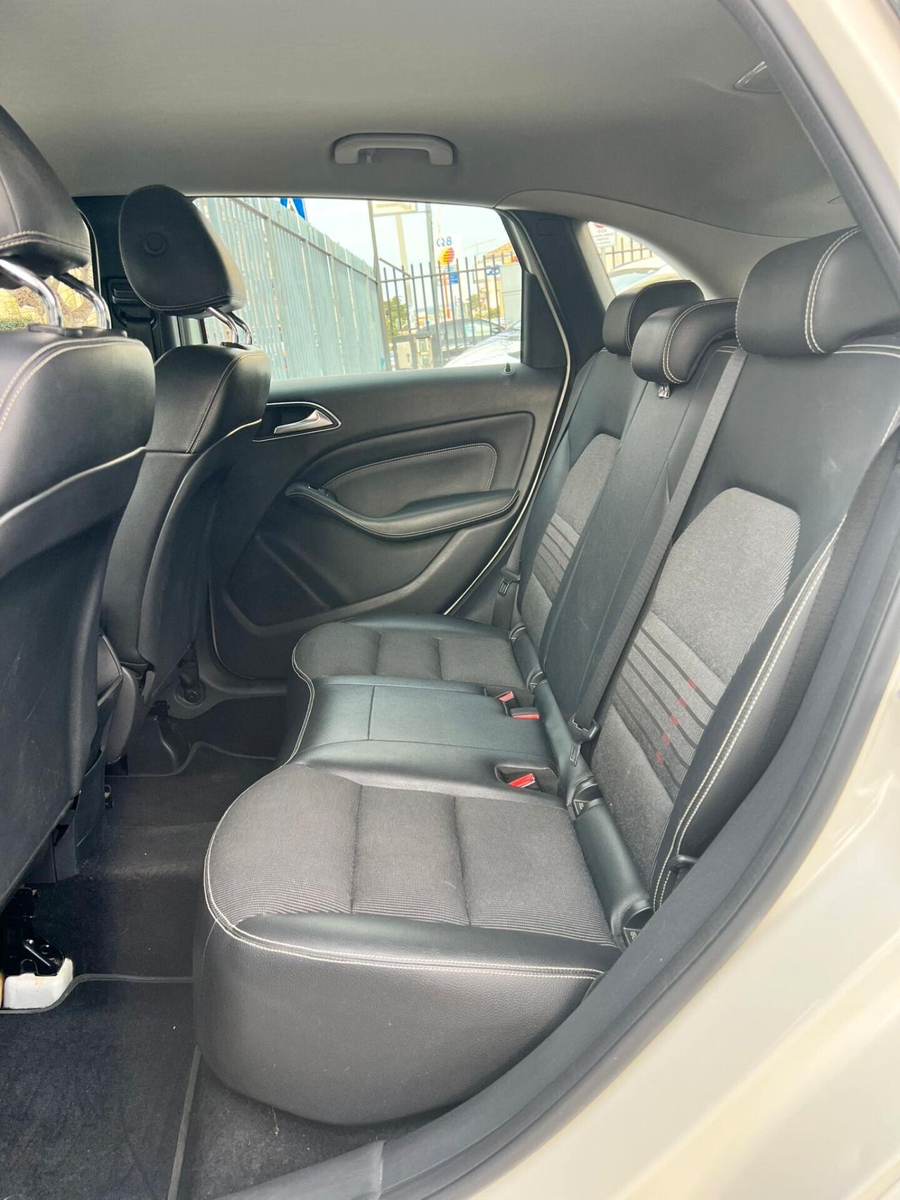 Mercedes-benz B 180 CDI Premium