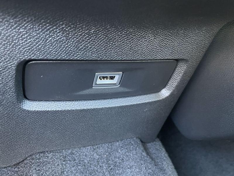 Citroën C4 PureTech 130 S&S Plus EAT8