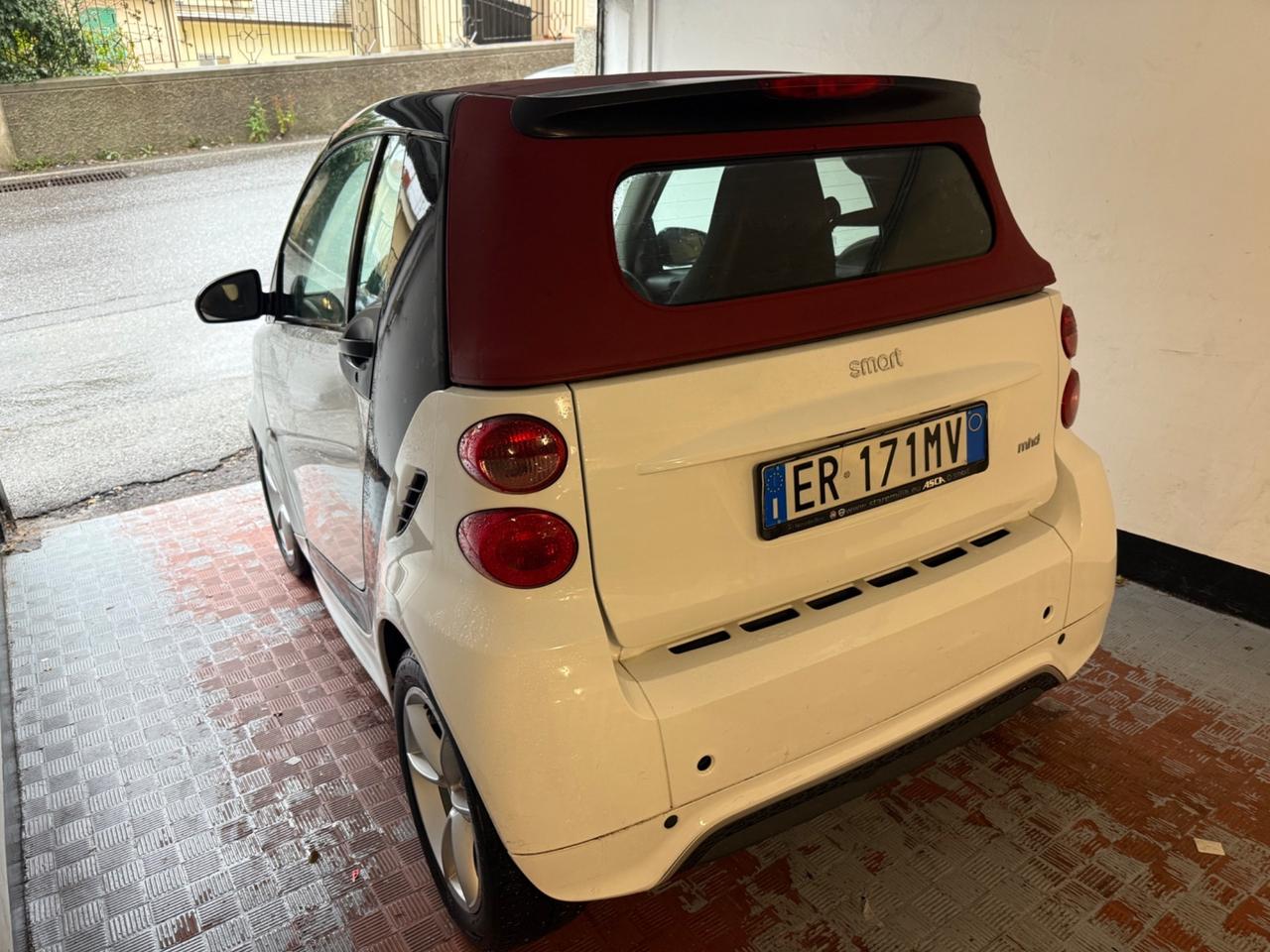 Smart ForTwo 1000 52 kW MHD cabrio pulse