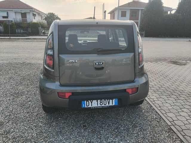 Kia Soul 1.6 CVVT Active Bi-Fuel